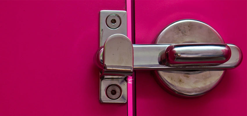 Childproof Gate Lock in La Riviera, California
