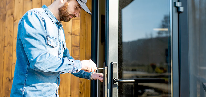 Frameless Glass Storefront Door Locks Replacement in La Riviera, CA
