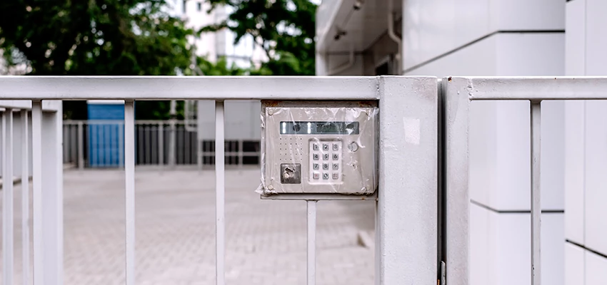 Gate Locks For Metal Gates in La Riviera, California